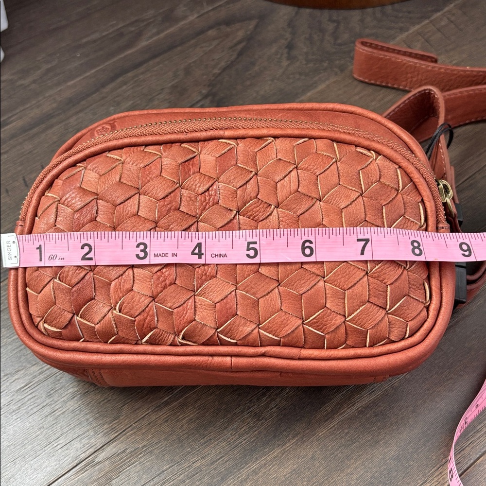 BORN Millport Woven Genuine Leather Crossbody/Belt Bag,2 zip top,inside zip - Picture 12 of 14